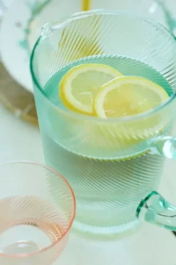 Clearance Pip Studio Krug Twisted Blau