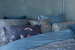 New Pip Studio Quadratisches Zierkissen Kawai Flower Blau